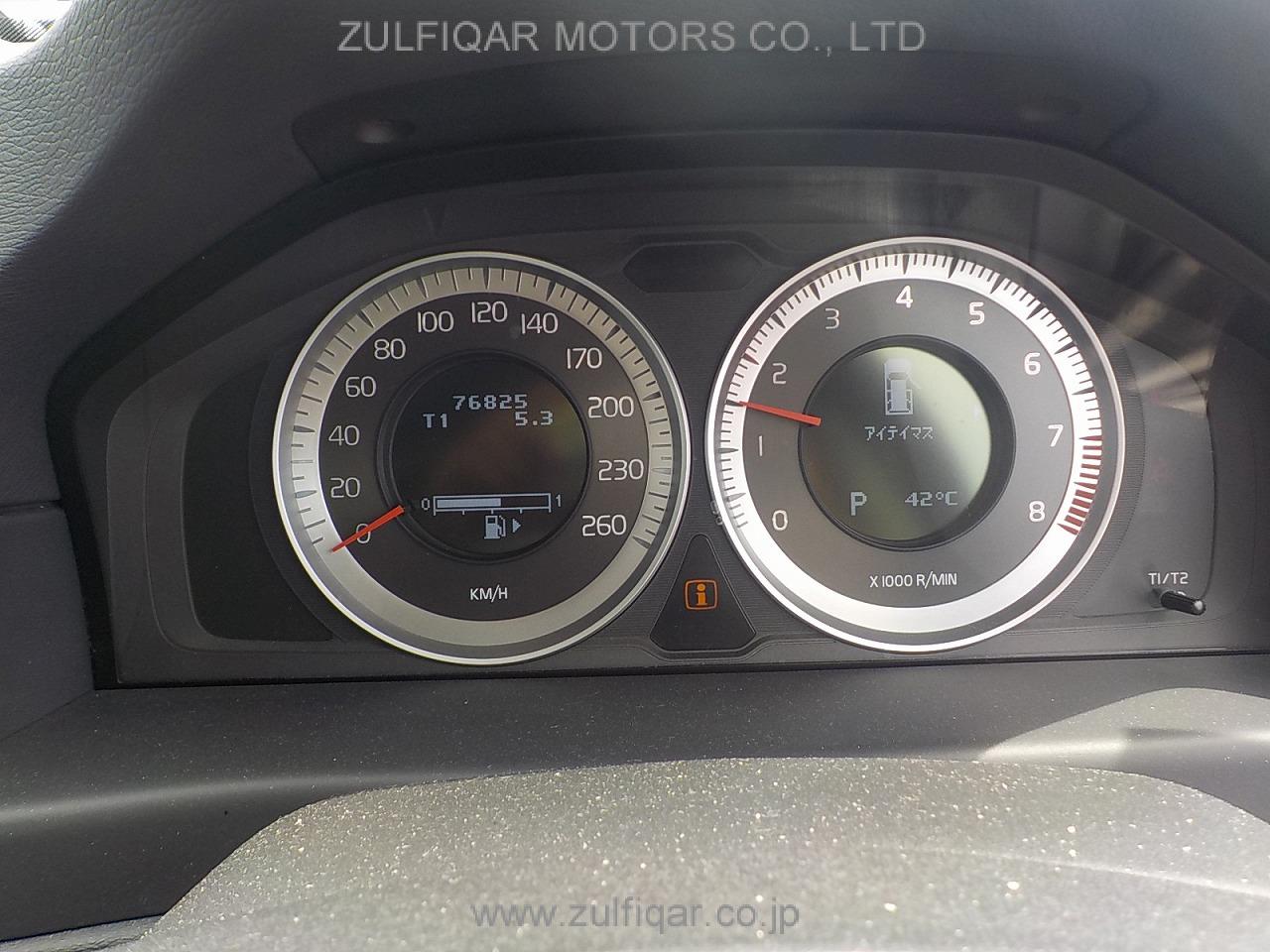 VOLVO XC70 2013 Image 11