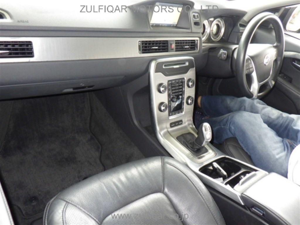 VOLVO XC70 2013 Image 3