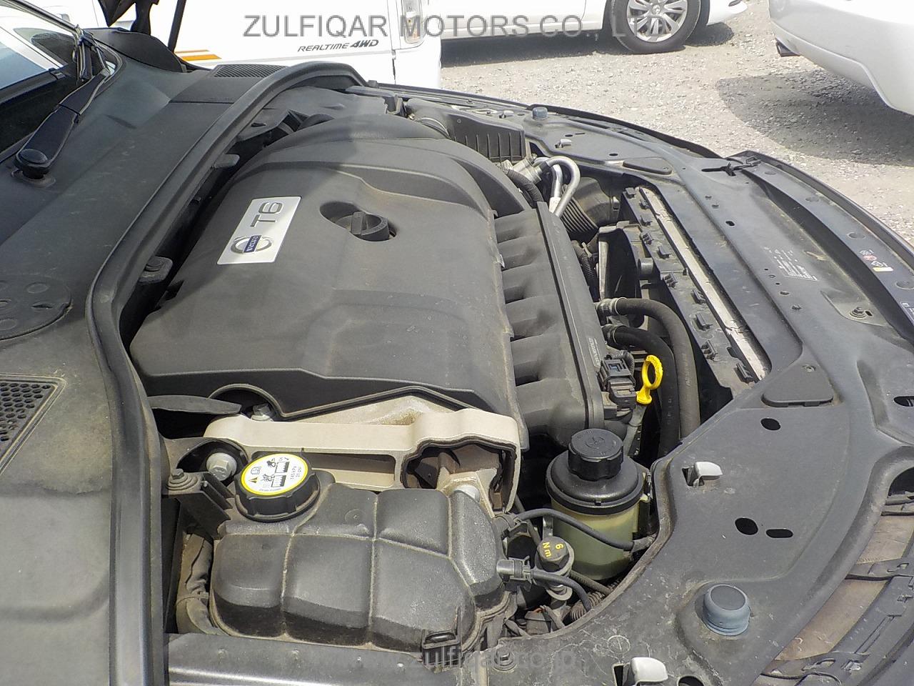 VOLVO XC70 2013 Image 25