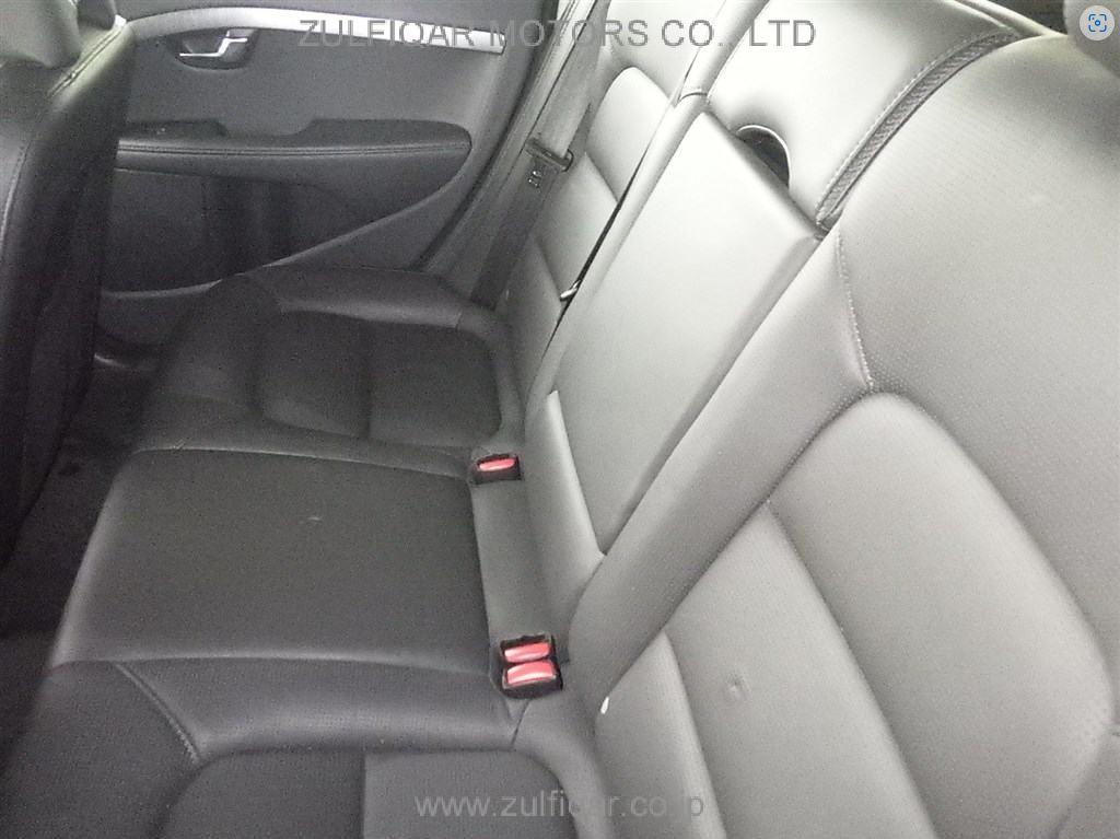 VOLVO XC70 2013 Image 6