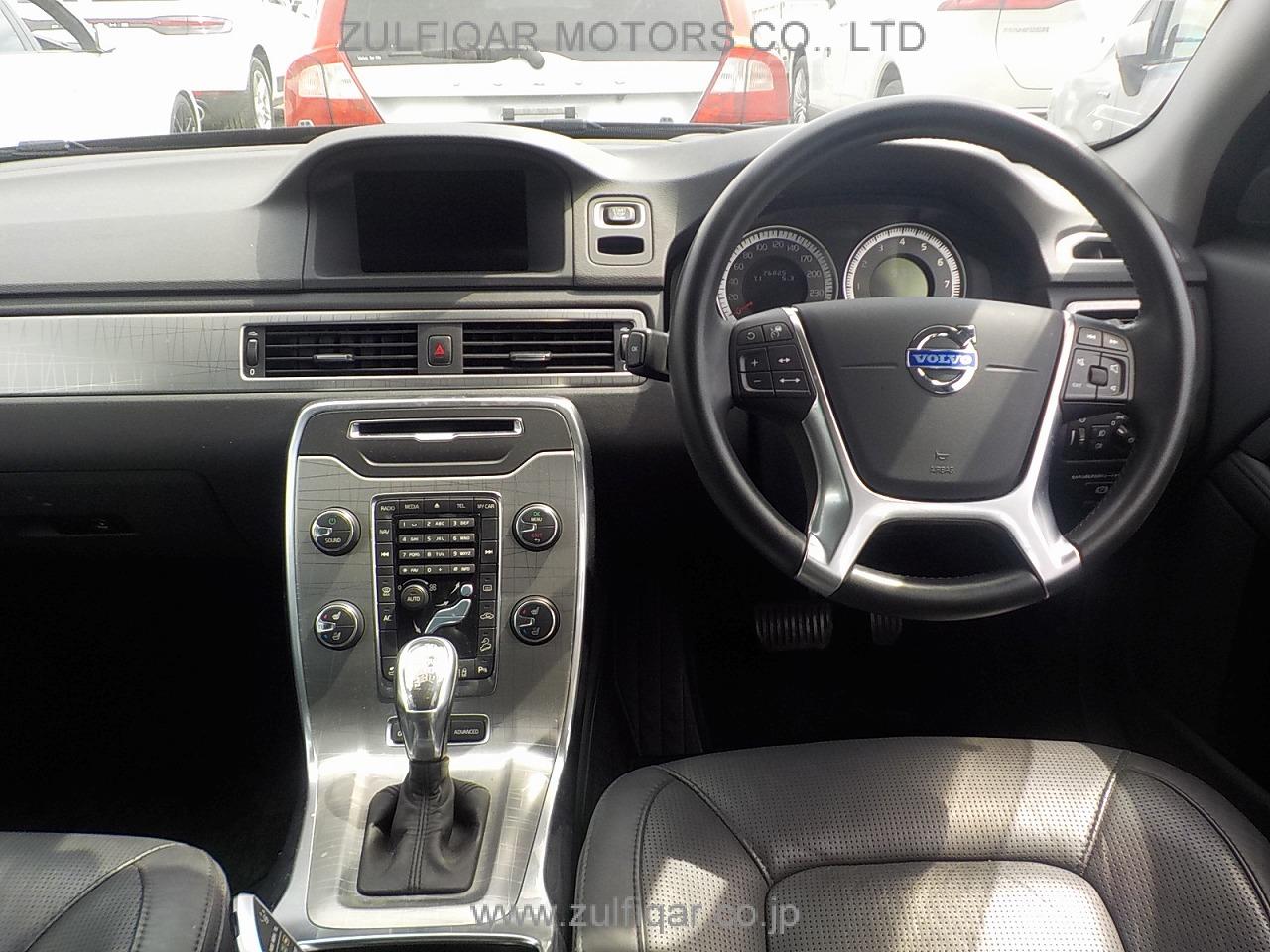 VOLVO XC70 2013 Image 7