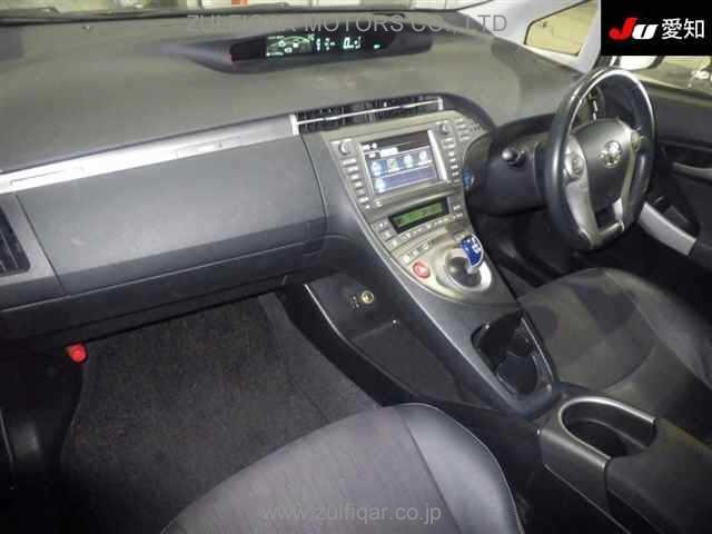 TOYOTA PRIUS PHV 2012 Image 3