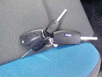 FORD FOCUS 2006 Image 13