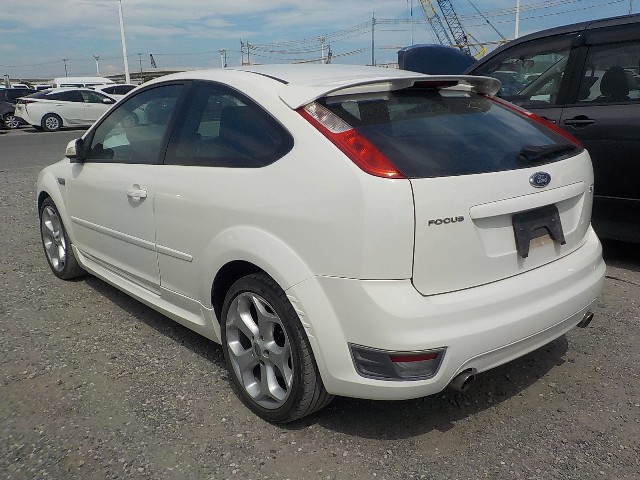 FORD FOCUS 2006 Image 26