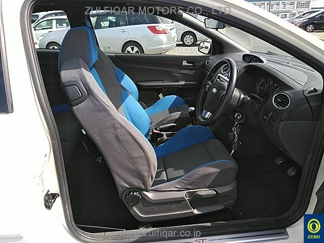 FORD FOCUS 2006 Image 7