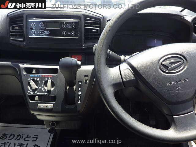 DAIHATSU MIRA E:S 2018 Image 6