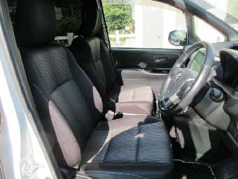 TOYOTA VOXY 2020 Image 6