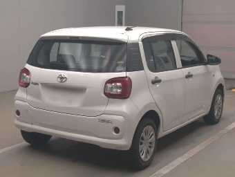 TOYOTA PASSO 2018 Image 2
