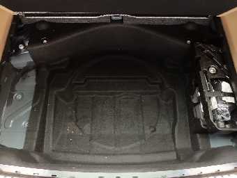 PORSCHE CAYENNE 2011 Image 34