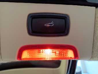 PORSCHE CAYENNE 2011 Image 38