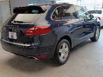 PORSCHE CAYENNE 2011 Image 9