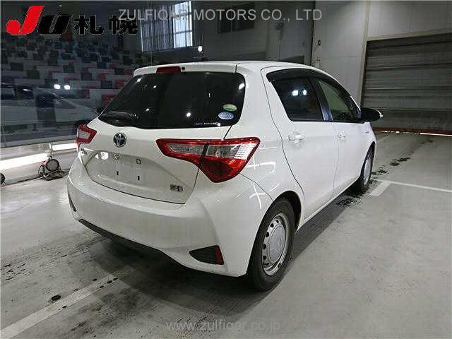 TOYOTA VITZ 2018 Image 2