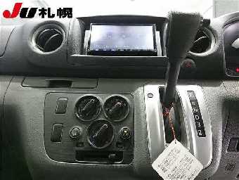 NISSAN NV350 CARAVAN 2018 Image 6