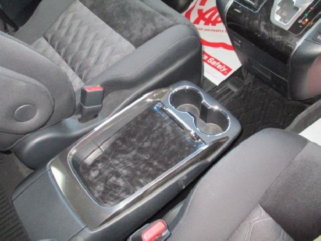 TOYOTA ALPHARD 2018 Image 20