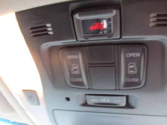 TOYOTA ALPHARD 2018 Image 30