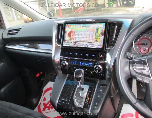 TOYOTA ALPHARD 2018 Image 10