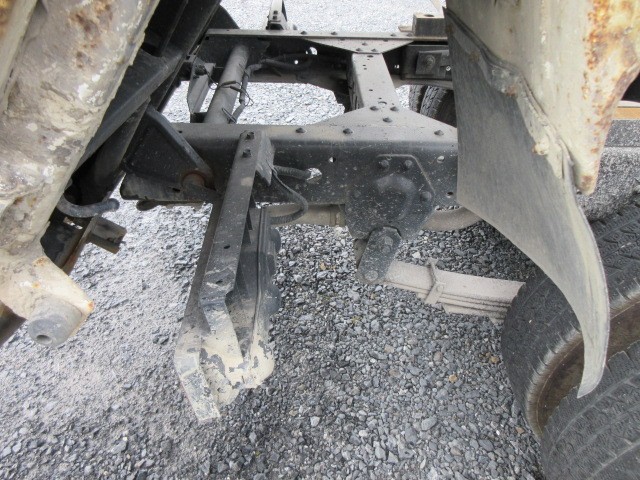 ISUZU ELF DUMP TRUCK 2000 Image 21