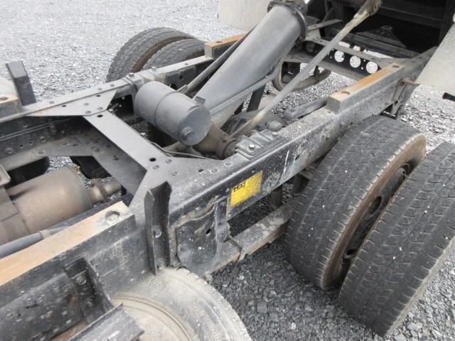 ISUZU ELF DUMP TRUCK 2000 Image 23