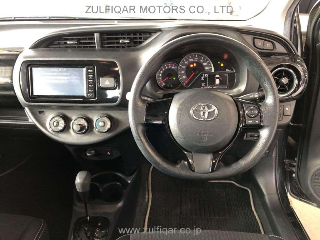 TOYOTA VITZ 2018 Image 6