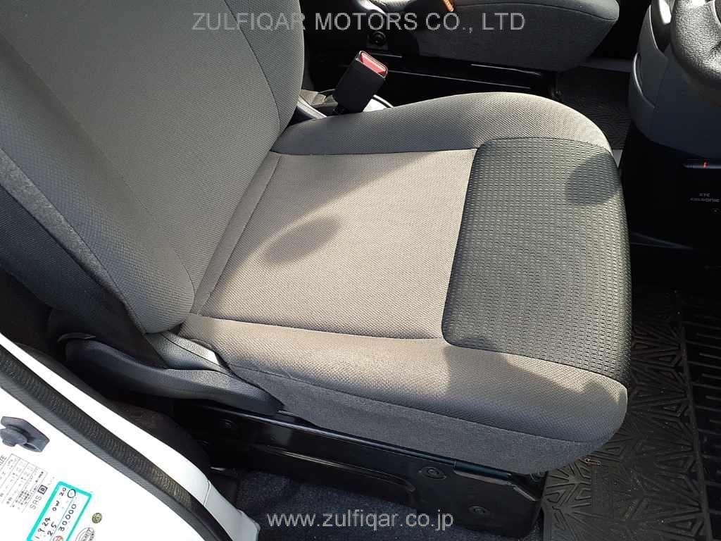 NISSAN NV200 VANETTE 2018 Image 8