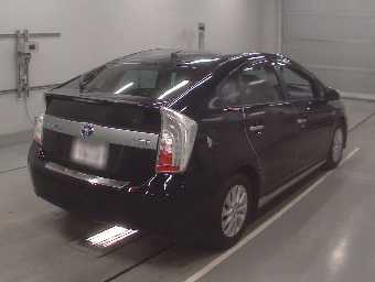 TOYOTA PRIUS PHV 2013 Image 2