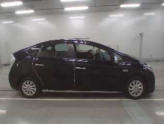 TOYOTA PRIUS PHV 2013 Image 3
