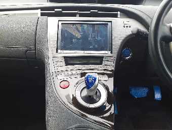 TOYOTA PRIUS PHV 2013 Image 9