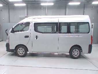 NISSAN NV350 CARAVAN 2018 Image 4