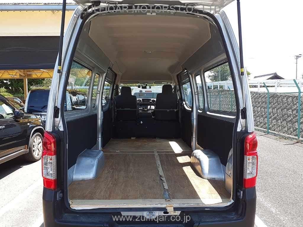 NISSAN NV350 CARAVAN 2018 Image 10