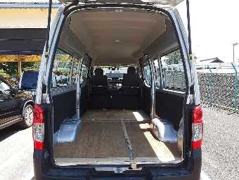 NISSAN NV350 CARAVAN 2018 Image 10