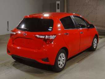 TOYOTA VITZ 2018 Image 2