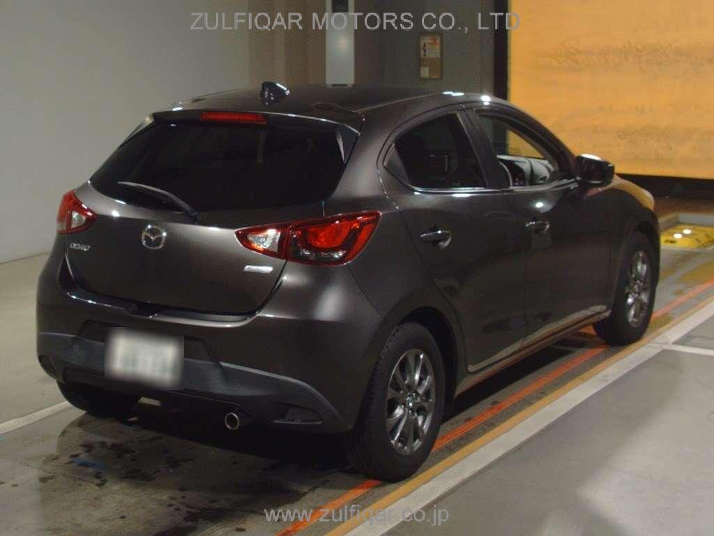 MAZDA DEMIO 2017 Image 2