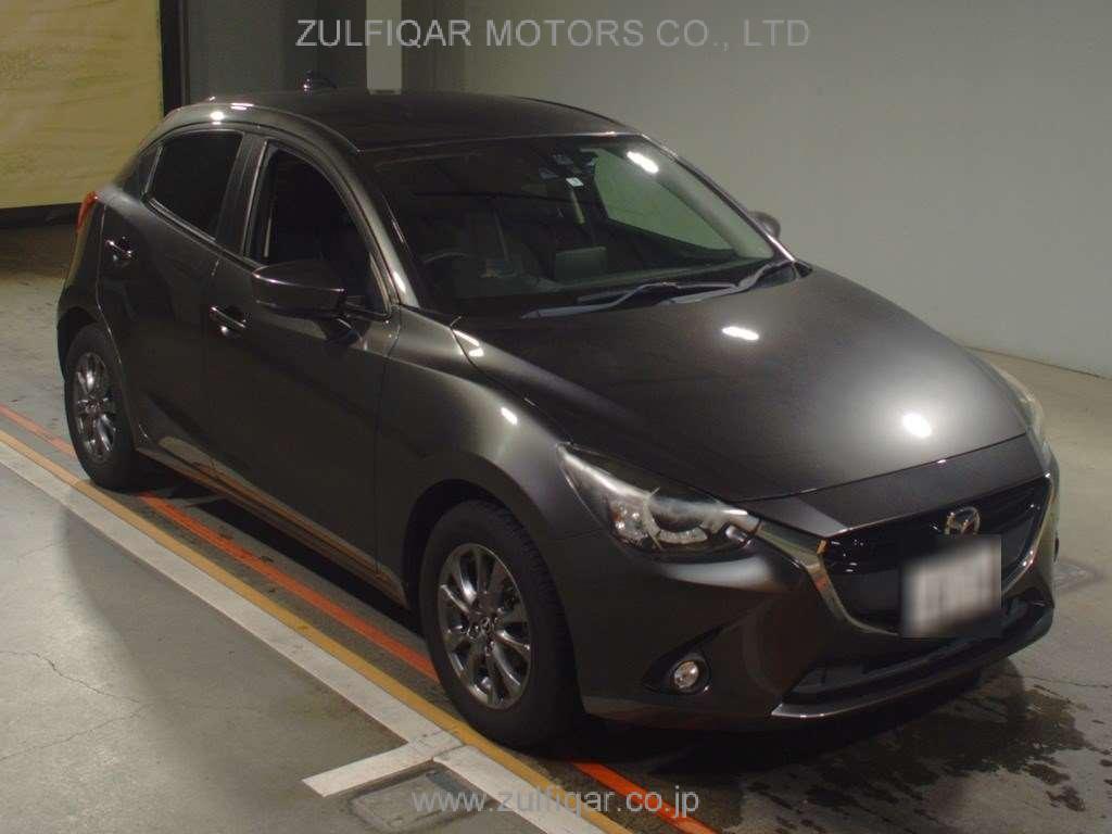 MAZDA DEMIO 2017 Image 3