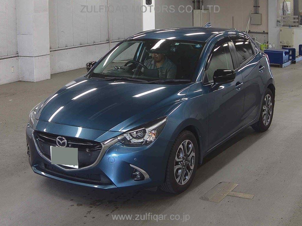 MAZDA DEMIO 2017 Image 4