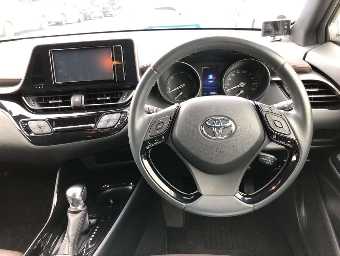 TOYOTA C-HR 2019 Image 6