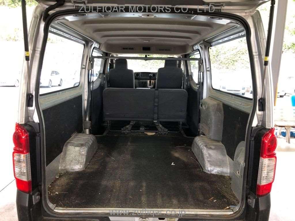 NISSAN NV350 CARAVAN 2018 Image 7