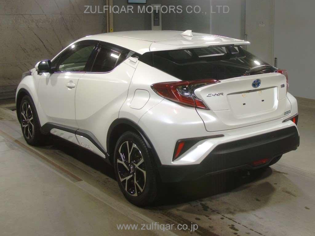 TOYOTA C-HR 2019 Image 4