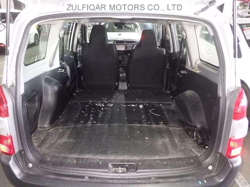 TOYOTA PROBOX 2018 Image 8