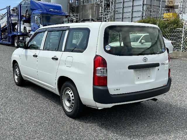 TOYOTA PROBOX 2017 Image 19