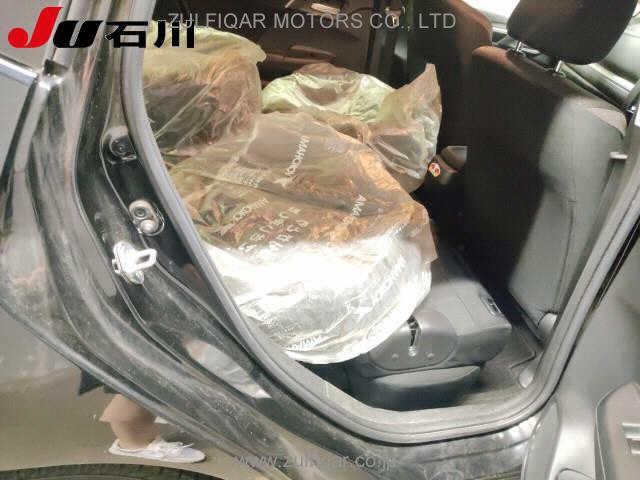 HONDA FIT HYBRID 2016 Image 7