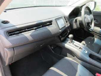 HONDA VEZEL 2018 Image 12