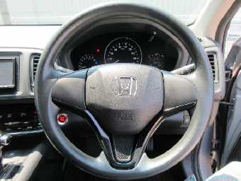 HONDA VEZEL 2018 Image 13