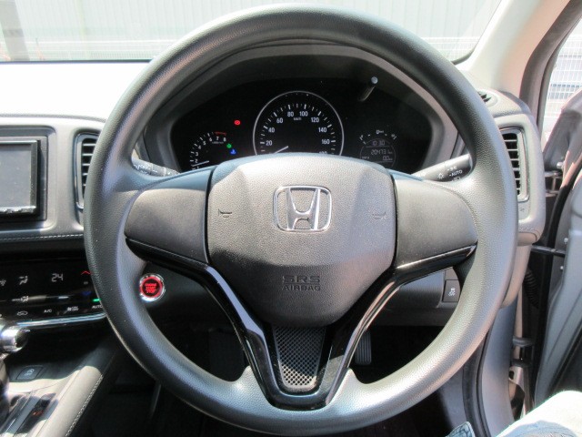 HONDA VEZEL 2018 Image 19