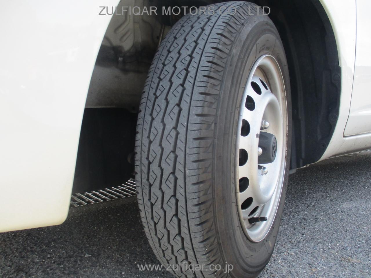 TOYOTA PROBOX 2018 Image 9