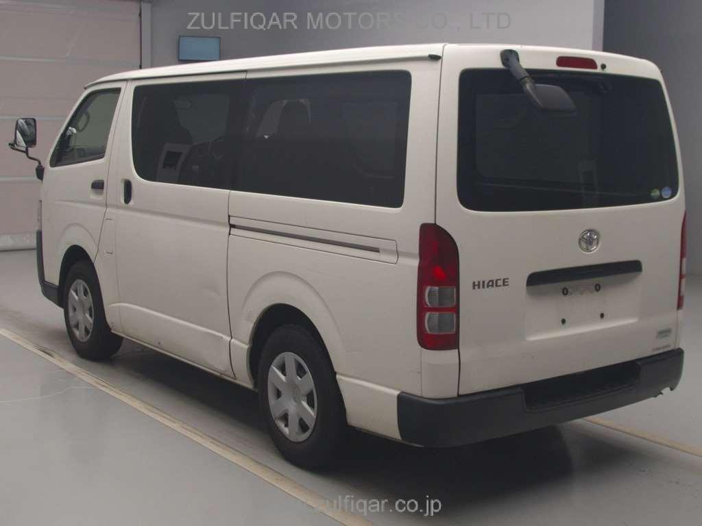 TOYOTA HIACE 2018 Image 4