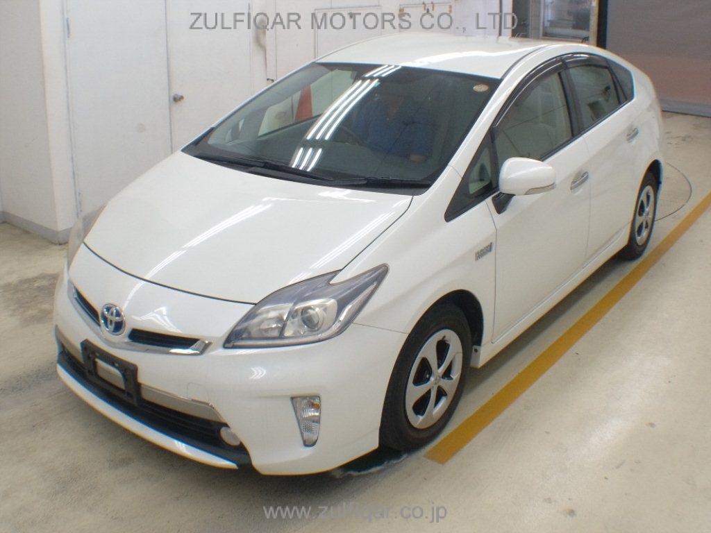 TOYOTA PRIUS PHV 2013 Image 3