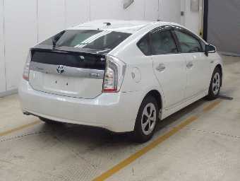 TOYOTA PRIUS PHV 2013 Image 4