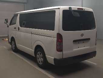 TOYOTA HIACE 2019 Image 4