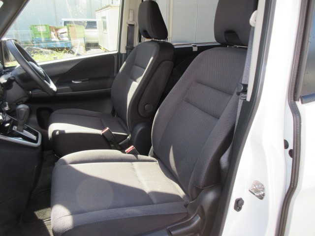 NISSAN SERENA 2019 Image 19