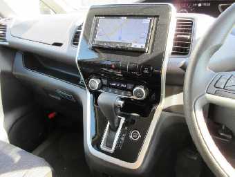 NISSAN SERENA 2019 Image 16